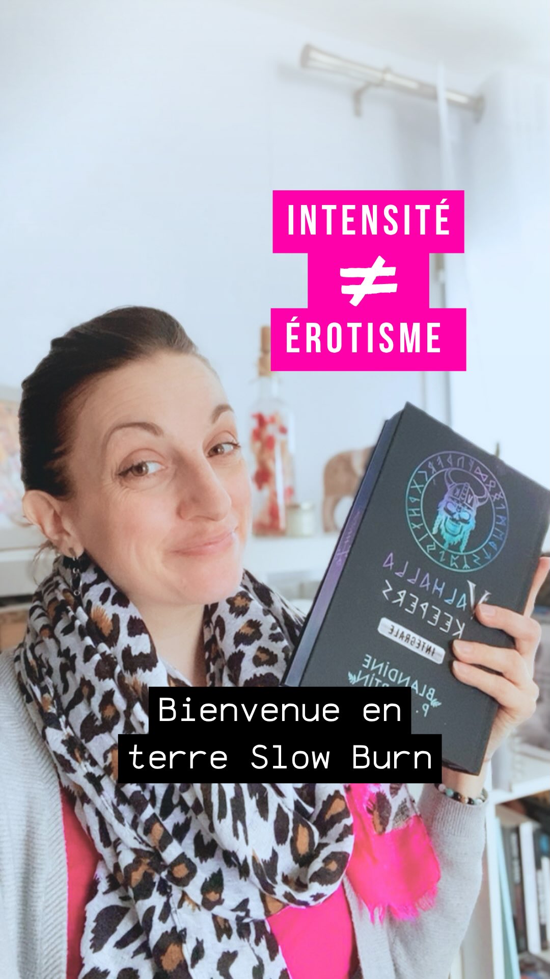 Toi aussi tu aimes les histoires qui prennent leur temps ? Qui respectent la psychologie des personnages ?
Qui ne sautent pas les étapes pour te faire vivre des romances qui vont crescendo et marquent ton coeur à jamais ?

Bienvenue en terre Slow burn ! 💜

Je suis Blandine P. Martin et j’écris des romans à la croisée des chemins entre romance slow burn et récits initiatiques. Pas juste des histoires que tu lis, mais que tu vis,  que tu ressens dans toute ton âme, dans tes tripes, et qui marque ton coeur à jamais. 

Des histoires avec des héroïnes et des héros qui nous ressemblent et qui nous ouvrent les portes de lendemains plus doux, de nouveaux possibles, de pardons, de guérison et de mieux vivre ensemble.

Des histoires universelles qui touchent le coeur et s’adressent à l’âme, qui nous ramènent à l’essentiel. Parce qu’à la fin, qu’importe les difficultés que l’on traverse, à la fin, seul l’amour compte. Qui peut dire le contraire ?

🗝️🖤 Et pour rejoindre cet univers dès maintenant, le tome 1 de ma saga Wild Crows est disponible partout et gratuite en ebook. 

👉 Il est meme accompagné de 6 autres lectures cadeaux si tu le prends sur mon site en rejoignant la BPM Family : https://blandinepmartin.com 🎁👈

🐴 Et si tu prefère aller te perdre dans un ranch du Montana plutôt que sur les routes de Californie, le prequel de ma prochaine saga est aussi disponible sur le site.

Bon voyage !